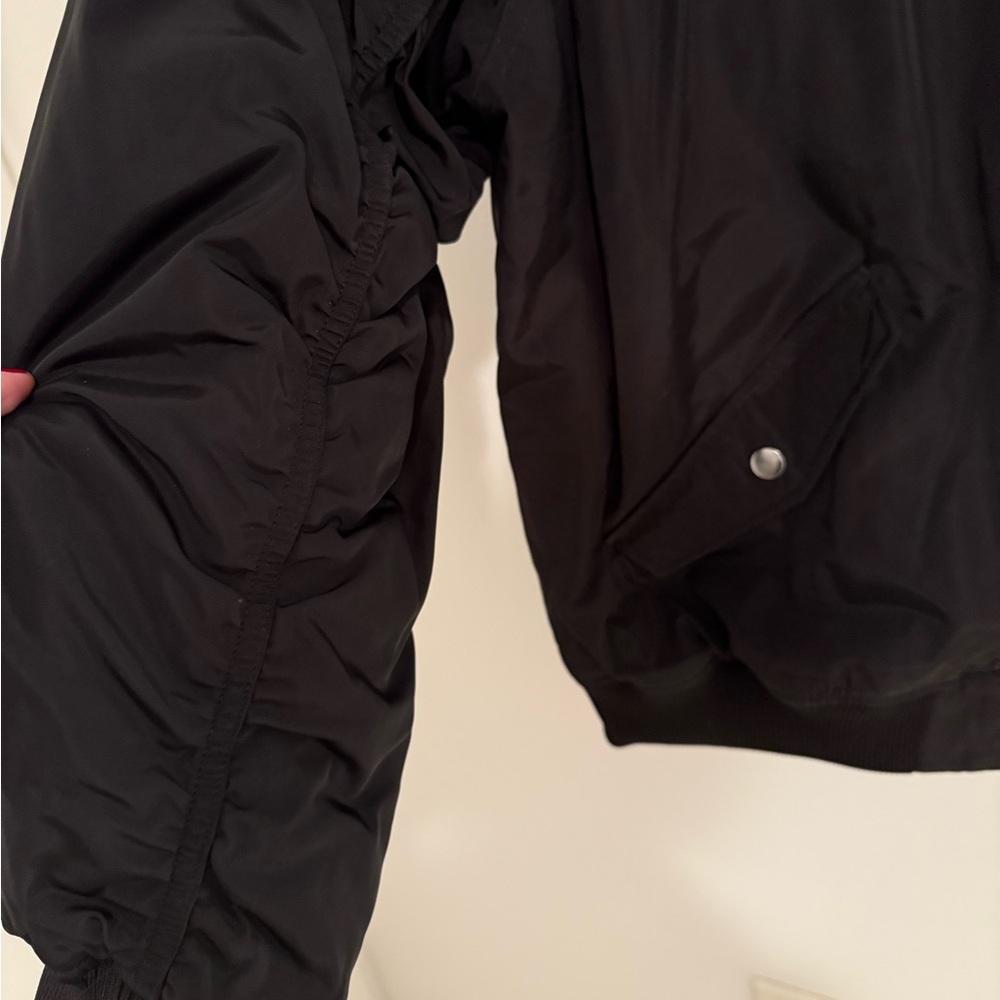 H&M Women’s Padded Bomber Jacket - Picture 6 of 10